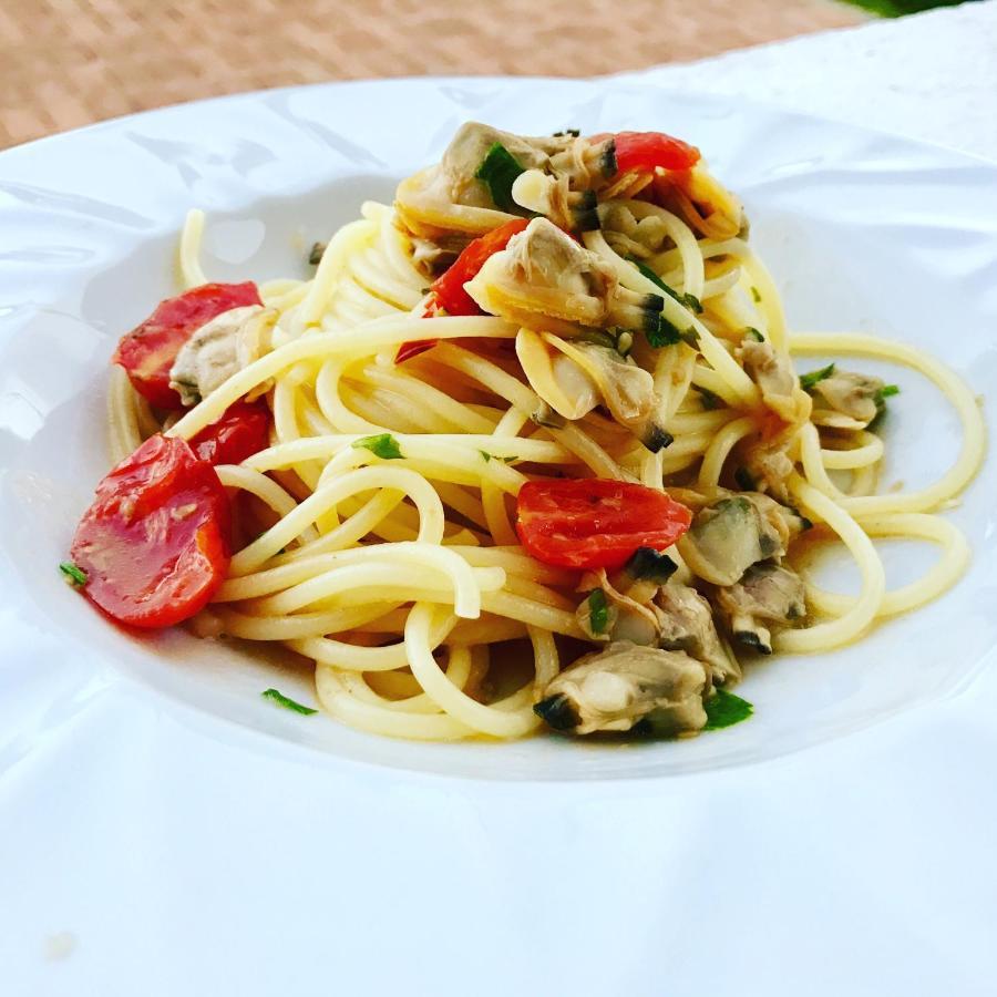 La Riggiola Bed & Breakfast ซาแลร์โน ภายนอก รูปภาพ